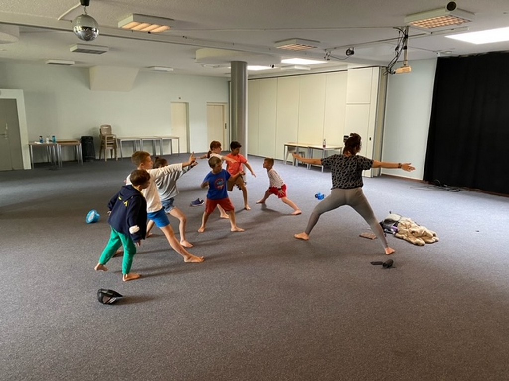 Village Camps International Summer Camp Leysin, Switzerland 2026-08-06 https://www.villagecamps.com/journals_admin/images/2382-9192-image12.jpg