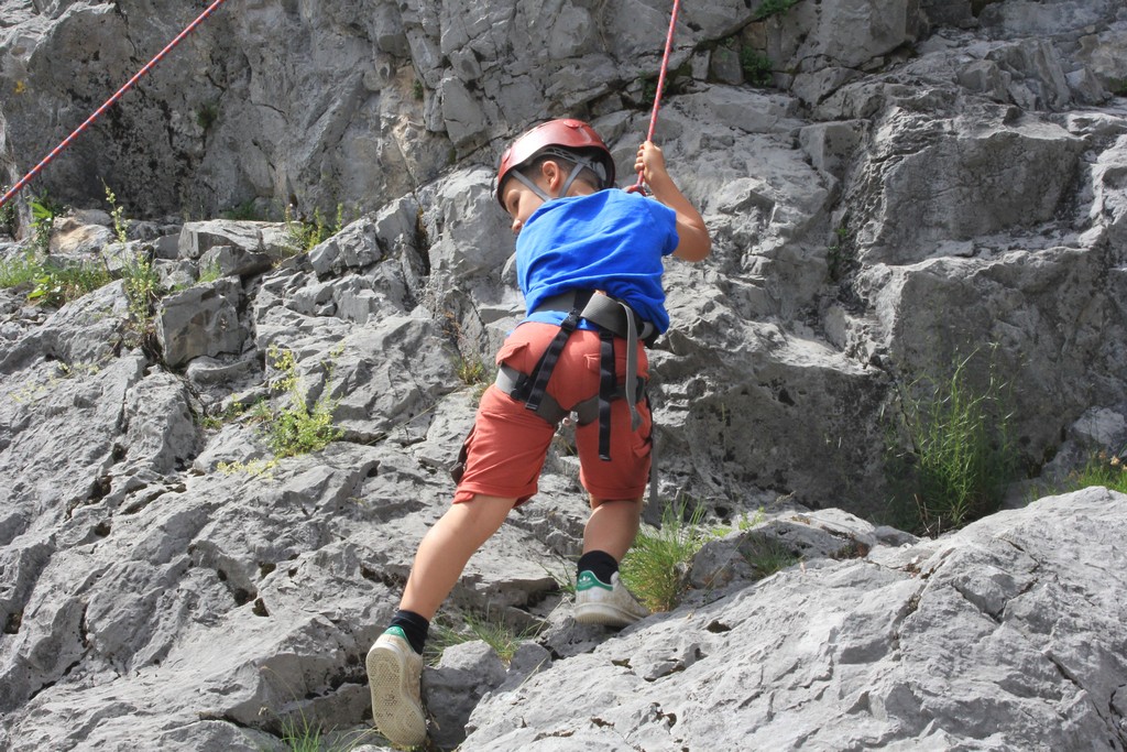 Village Camps International Summer Camp Leysin, Switzerland 2025-08-09 https://www.villagecamps.com/journals_admin/images/2382-9270-IMG_7574.jpg