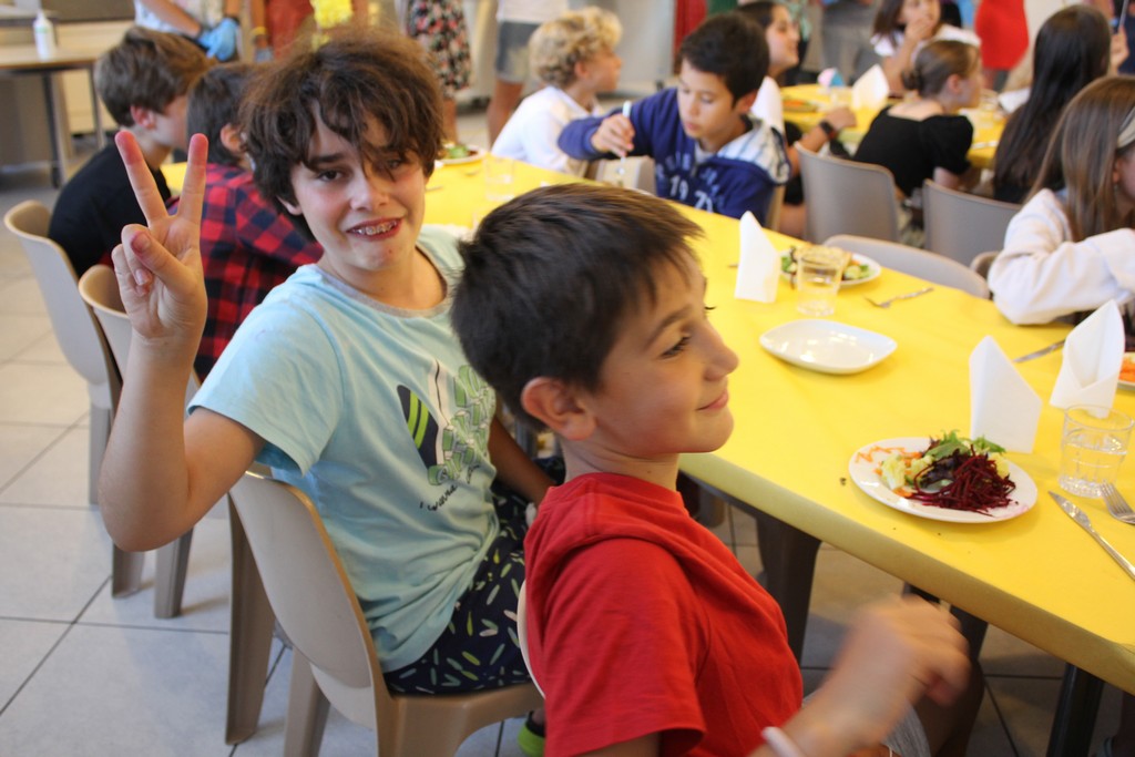 Village Camps International Summer Camp Leysin, Switzerland 2025-08-09 https://www.villagecamps.com/journals_admin/images/2386-0047-IMG_9107.jpg