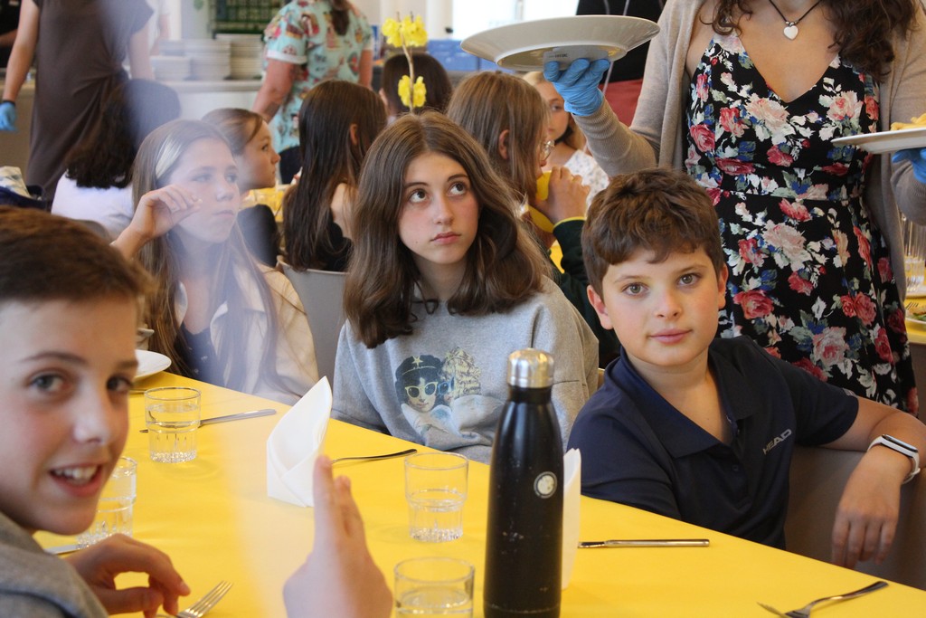 Village Camps International Summer Camp Leysin, Switzerland 2026-08-07 https://www.villagecamps.com/journals_admin/images/2386-0057-IMG_9135.jpg