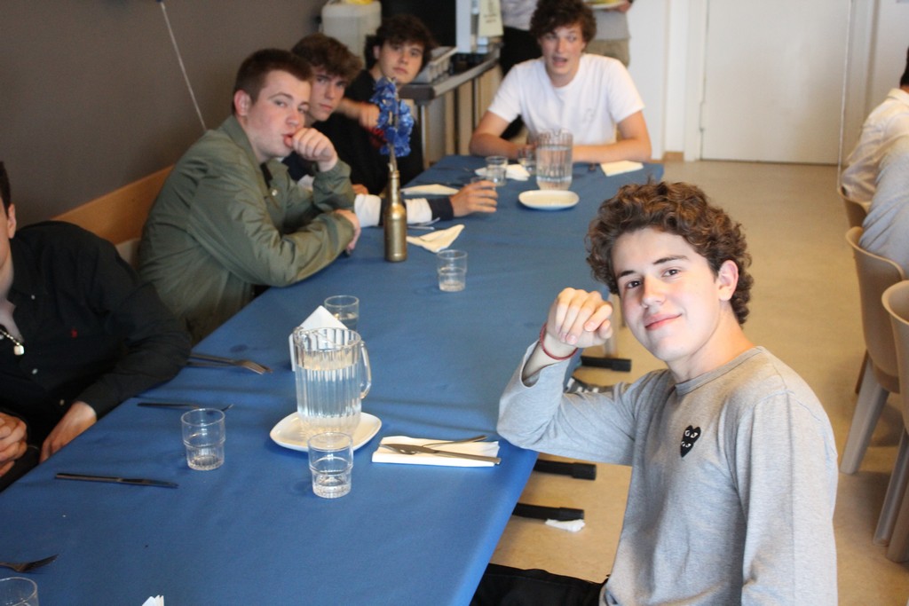 Village Camps International Summer Camp Leysin, Switzerland 2025-08-09 https://www.villagecamps.com/journals_admin/images/2386-0072-IMG_9188.jpg