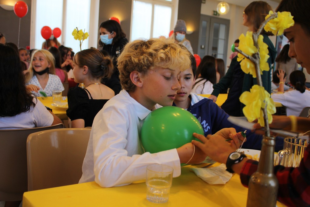 Village Camps International Summer Camp Leysin, Switzerland 2025-08-09 https://www.villagecamps.com/journals_admin/images/2386-0075-IMG_9194.jpg