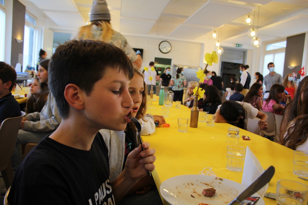 Village Camps International Summer Camp Leysin, Switzerland 2025-08-09 https://www.villagecamps.com/journals_admin/images/2386-0077-IMG_9201.jpg