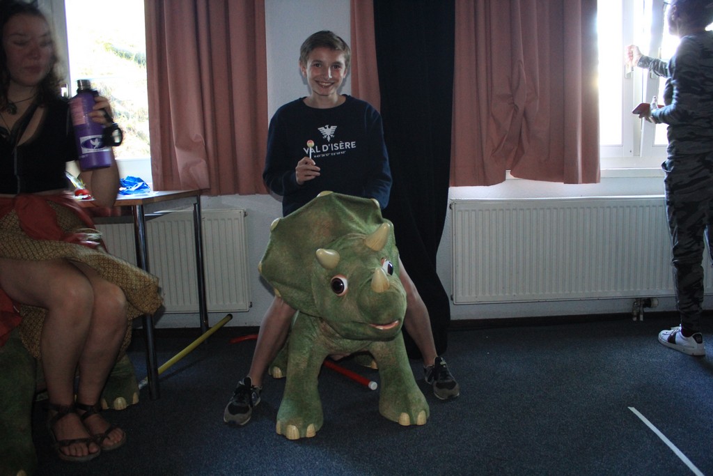 Village Camps International Summer Camp Leysin, Switzerland 2025-08-09 https://www.villagecamps.com/journals_admin/images/2386-0094-IMG_9257.jpg