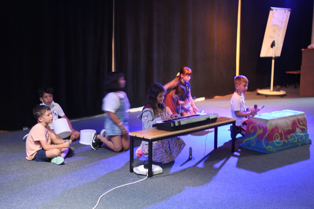 Village Camps International Summer Camp Leysin, Switzerland 2025-08-09 https://www.villagecamps.com/journals_admin/images/2386-0095-IMG_9261.jpg Village Camps International Summer Camp Leysin, Switzerland 2025-08-09 https://www.villagecamps.com/journals_admin/images/2386-0095-IMG_9261.jpg