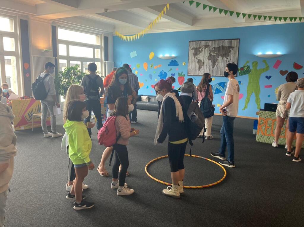 Village Camps International Summer Camp Leysin, Switzerland 2025-08-09 https://www.villagecamps.com/journals_admin/images/2387-0929-LTC3.jpg