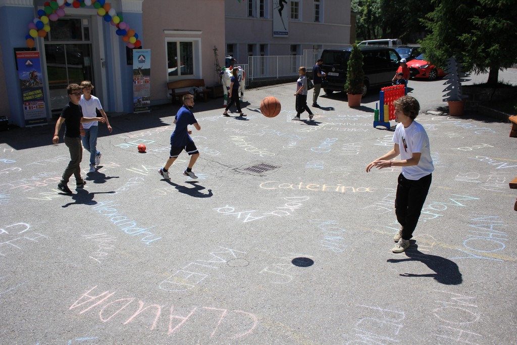 Village Camps International Summer Camp Leysin, Switzerland 2026-08-15 https://www.villagecamps.com/journals_admin/images/2388-6973-IMG_9654.jpg Village Camps International Summer Camp Leysin, Switzerland 2026-08-15 https://www.villagecamps.com/journals_admin/images/2388-6973-IMG_9654.jpg