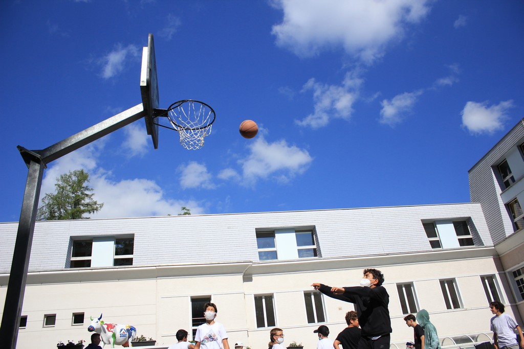 Village Camps International Summer Camp Leysin, Switzerland 2026-08-15 https://www.villagecamps.com/journals_admin/images/2388-6974-IMG_9658.jpg Village Camps International Summer Camp Leysin, Switzerland 2026-08-15 https://www.villagecamps.com/journals_admin/images/2388-6974-IMG_9658.jpg