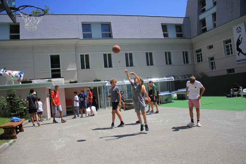 Village Camps International Summer Camp Leysin, Switzerland 2025-08-09 https://www.villagecamps.com/journals_admin/images/2390-3950-IMG_0631.jpg