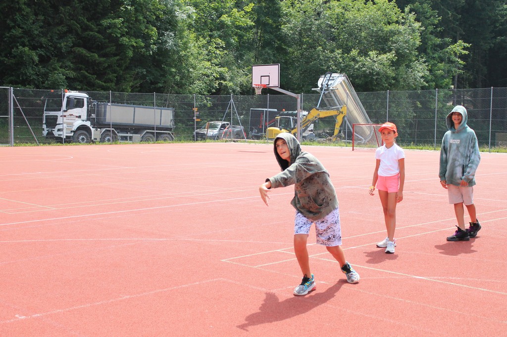 Village Camps International Summer Camp Leysin, Switzerland 2025-08-09 https://www.villagecamps.com/journals_admin/images/2391-2328-IMG_8049.jpg