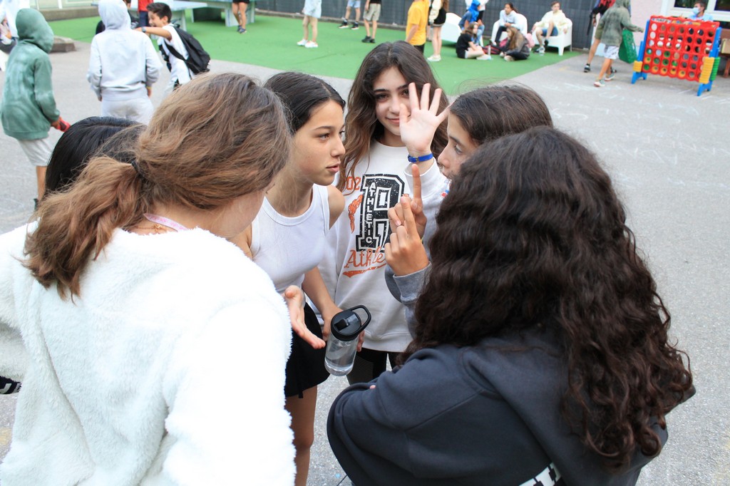 Village Camps International Summer Camp Leysin, Switzerland 2026-08-12 https://www.villagecamps.com/journals_admin/images/2391-2416-IMG_8285.jpg