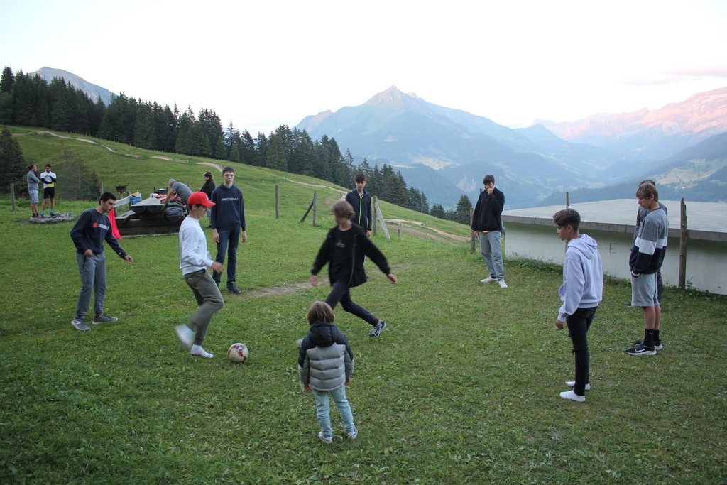 Village Camps International Summer Camp Leysin, Switzerland 2026-08-15 https://www.villagecamps.com/journals_admin/images/2392-8482-IMG_1369.jpg