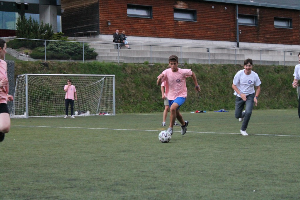 Village Camps International Summer Camp Leysin, Switzerland 2025-08-09 https://www.villagecamps.com/journals_admin/images/2396-3590-IMG_8705.jpg
