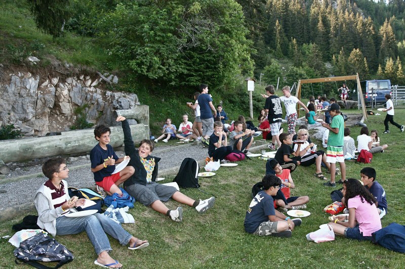 Village Camps International Summer Camp Leysin, Switzerland 2025-08-09 https://www.villagecamps.com/journals_admin/images/242-34-IMG_9471.jpg Village Camps International Summer Camp Leysin, Switzerland 2025-08-09 https://www.villagecamps.com/journals_admin/images/242-34-IMG_9471.jpg