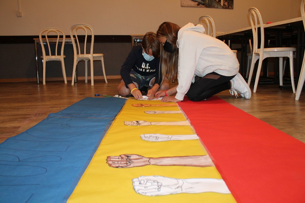 Village Camps International Summer Camp Leysin, Switzerland 2026-08-15 https://www.villagecamps.com/journals_admin/images/2434-4025-IMG_0812.jpg Village Camps International Summer Camp Leysin, Switzerland 2026-08-15 https://www.villagecamps.com/journals_admin/images/2434-4025-IMG_0812.jpg
