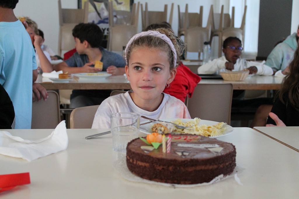 Village Camps International Summer Camp Leysin, Switzerland 2025-08-09 https://www.villagecamps.com/journals_admin/images/2438-1048-IMG_1872.jpg