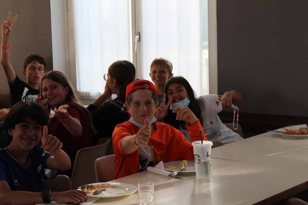 Village Camps International Summer Camp Leysin, Switzerland 2025-08-09 https://www.villagecamps.com/journals_admin/images/2438-1053-IMG_1887.jpg