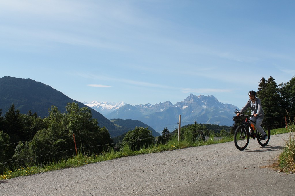 Village Camps International Summer Camp Leysin, Switzerland 2026-08-04 https://www.villagecamps.com/journals_admin/images/2440-8195-IMG_1975.jpg Village Camps International Summer Camp Leysin, Switzerland 2026-08-04 https://www.villagecamps.com/journals_admin/images/2440-8195-IMG_1975.jpg