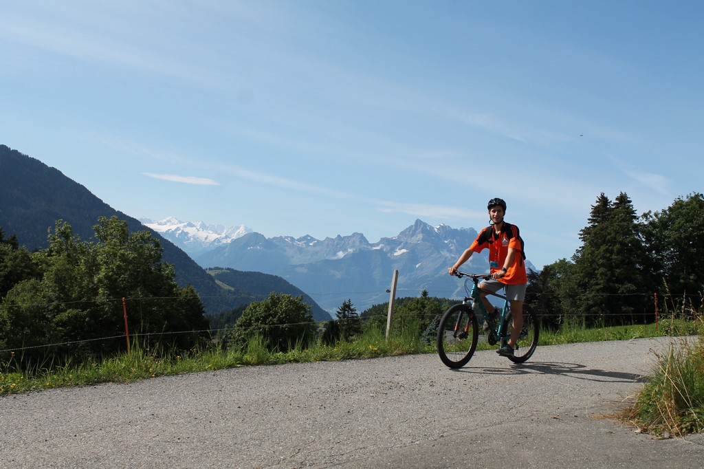Village Camps International Summer Camp Leysin, Switzerland 2026-08-15 https://www.villagecamps.com/journals_admin/images/2440-8201-IMG_1989.jpg Village Camps International Summer Camp Leysin, Switzerland 2026-08-15 https://www.villagecamps.com/journals_admin/images/2440-8201-IMG_1989.jpg