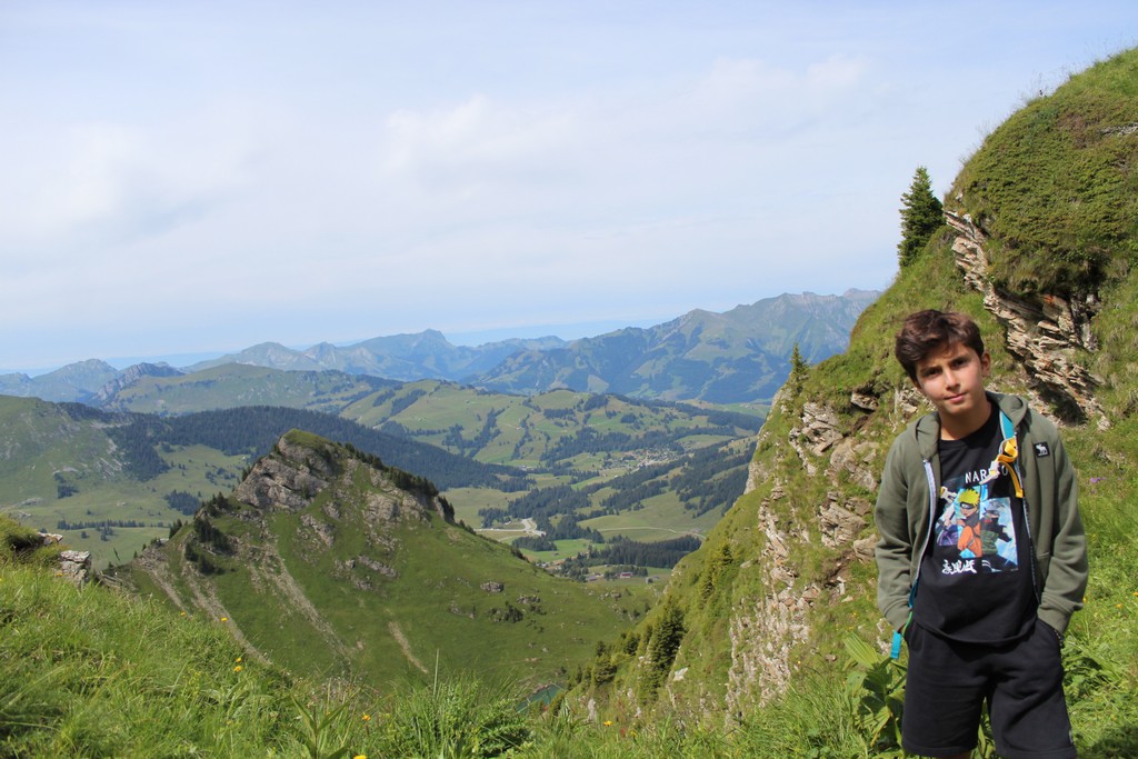 Village Camps International Summer Camp Leysin, Switzerland 2025-08-09 https://www.villagecamps.com/journals_admin/images/2440-8408-IMG_4657.jpg