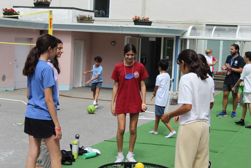Village Camps International Summer Camp Leysin, Switzerland 2026-08-15 https://www.villagecamps.com/journals_admin/images/2474-1066-IMG_6062.jpg