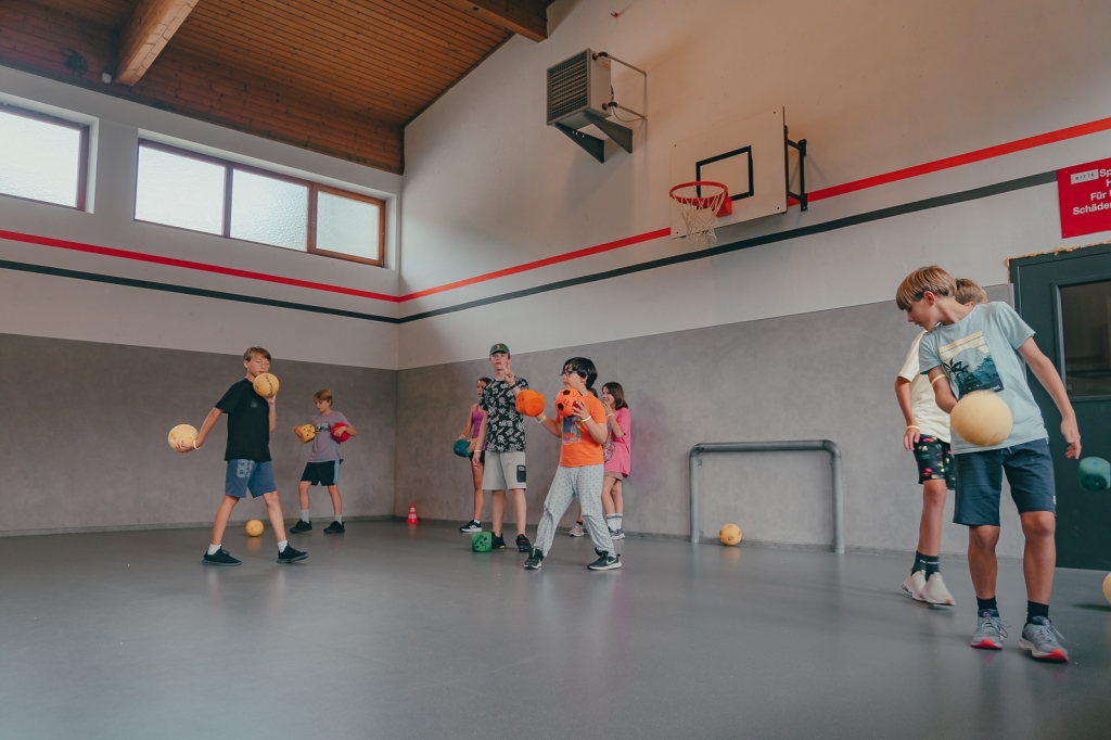 Village Camps International Summer Camp Leysin, Switzerland 2026-08-04 https://www.villagecamps.com/journals_admin/images/2477-6919-06_07_2022_Village_Camp_Zell_am_See_3rd_day_67.jpg Village Camps International Summer Camp Leysin, Switzerland 2026-08-04 https://www.villagecamps.com/journals_admin/images/2477-6919-06_07_2022_Village_Camp_Zell_am_See_3rd_day_67.jpg