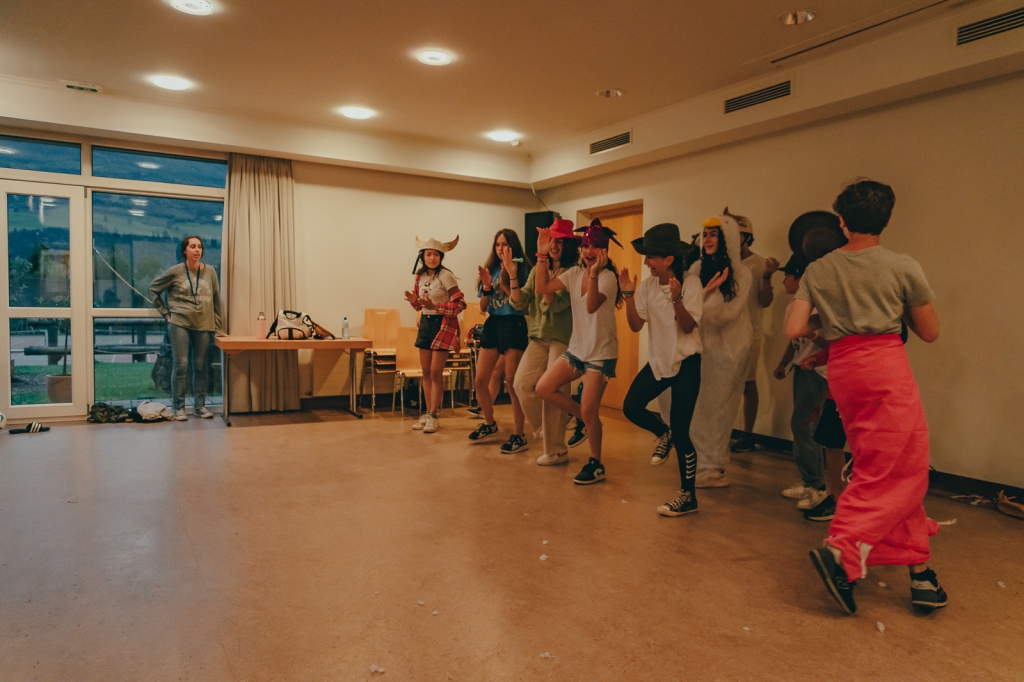 Village Camps International Summer Camp Leysin, Switzerland 2025-08-09 https://www.villagecamps.com/journals_admin/images/2477-7313-06_07_2022_Village_Camp_Zell_am_See_3rd_day_148.jpg Village Camps International Summer Camp Leysin, Switzerland 2025-08-09 https://www.villagecamps.com/journals_admin/images/2477-7313-06_07_2022_Village_Camp_Zell_am_See_3rd_day_148.jpg