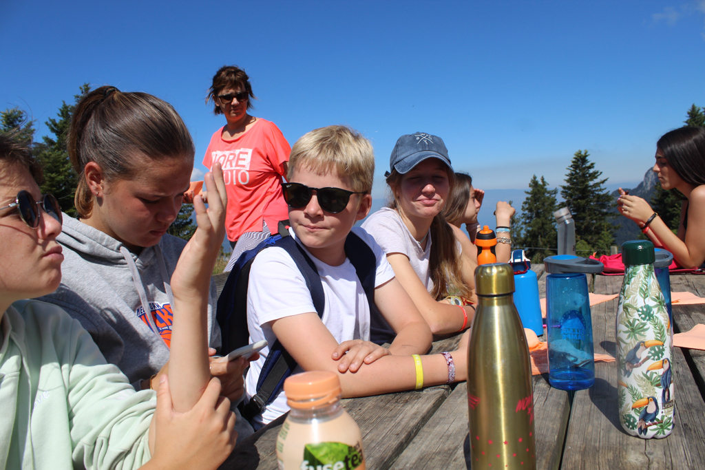 Village Camps International Summer Camp Leysin, Switzerland 2025-08-09 https://www.villagecamps.com/journals_admin/images/2478-9027-IMG_7295.jpg