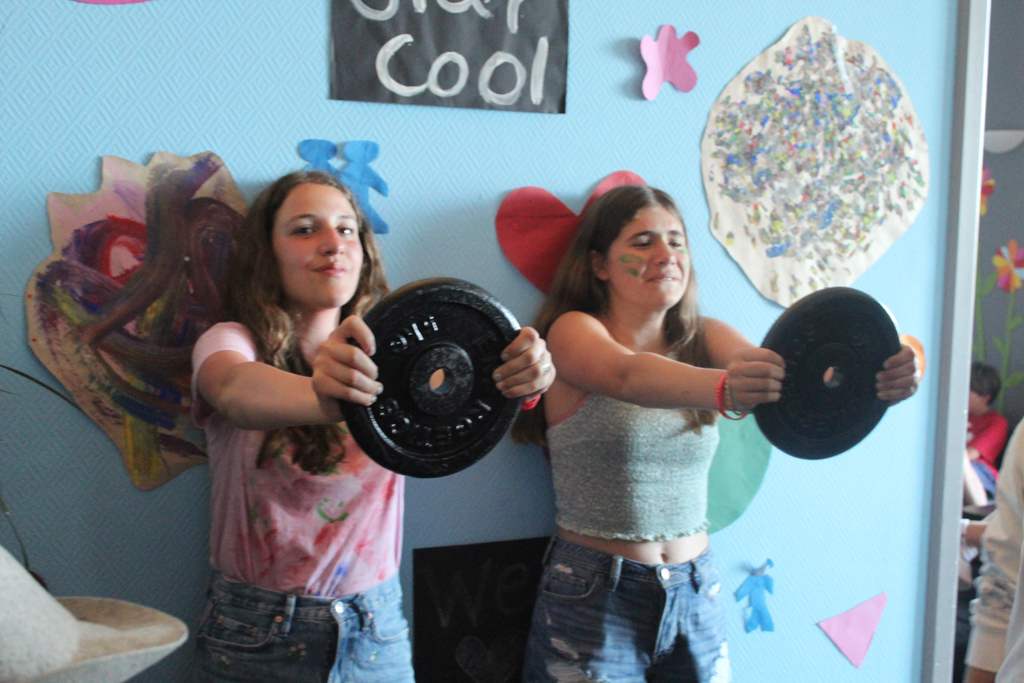 Village Camps International Summer Camp Leysin, Switzerland 2025-08-09 https://www.villagecamps.com/journals_admin/images/2479-7964-IMG_8077.jpg