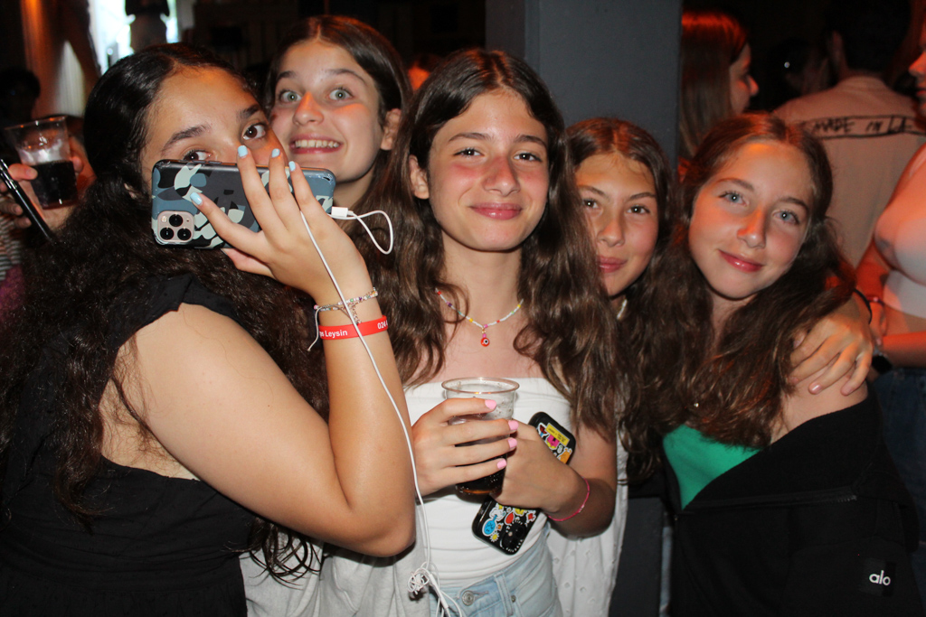 Village Camps International Summer Camp Leysin, Switzerland 2025-08-09 https://www.villagecamps.com/journals_admin/images/2481-7819-IMG_8353.jpg