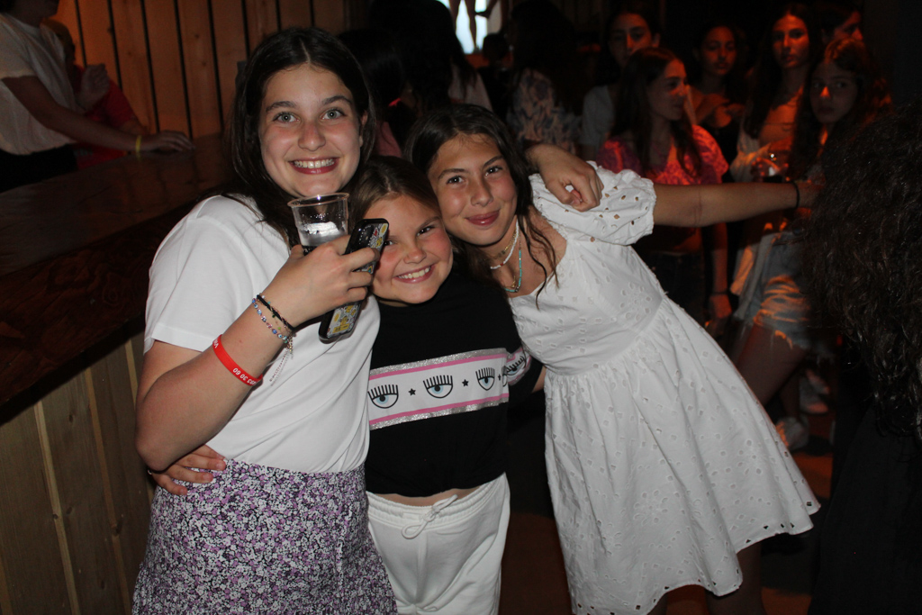 Village Camps International Summer Camp Leysin, Switzerland 2025-08-09 https://www.villagecamps.com/journals_admin/images/2481-7819-IMG_8354.jpg