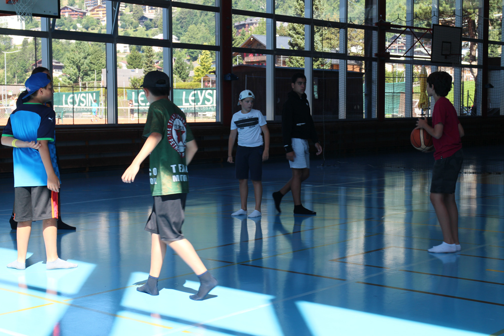 Village Camps International Summer Camp Leysin, Switzerland 2025-08-09 https://www.villagecamps.com/journals_admin/images/2482-3525-IMG_8275.jpg