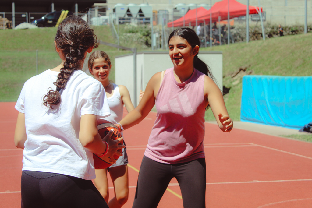 Village Camps International Summer Camp Leysin, Switzerland 2026-08-15 https://www.villagecamps.com/journals_admin/images/2483-9619-IMG_8692.jpg Village Camps International Summer Camp Leysin, Switzerland 2026-08-15 https://www.villagecamps.com/journals_admin/images/2483-9619-IMG_8692.jpg