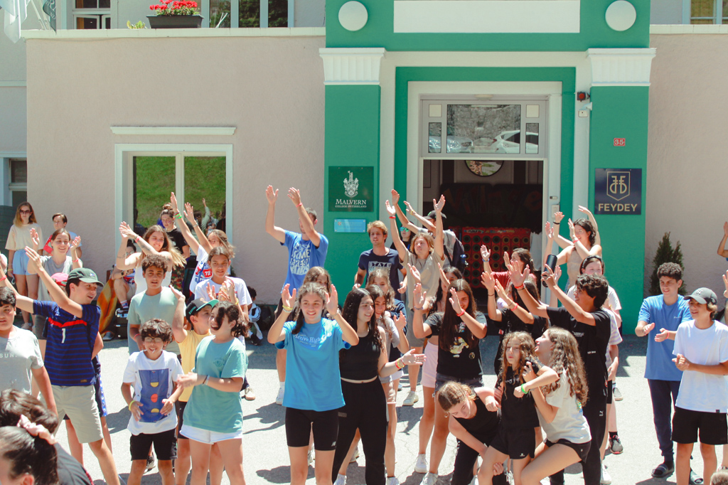 Village Camps International Summer Camp Leysin, Switzerland 2025-08-09 https://www.villagecamps.com/journals_admin/images/2484-9938-IMG_4029.jpg