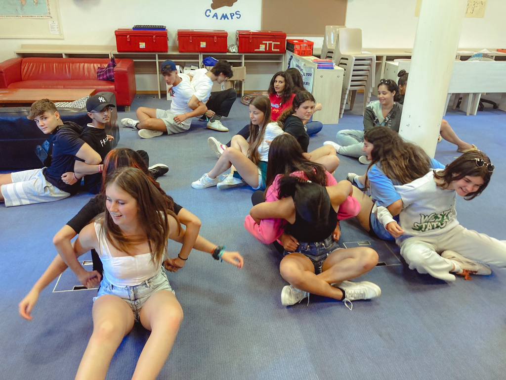 Village Camps International Summer Camp Leysin, Switzerland 2025-08-09 https://www.villagecamps.com/journals_admin/images/2490-0746-LTC-3.jpg