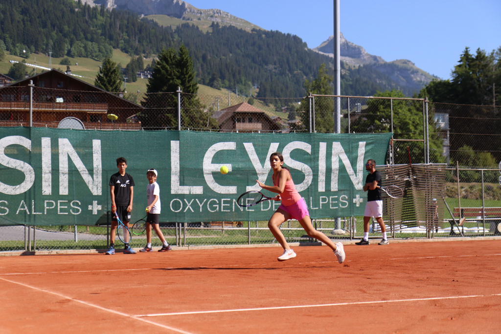 Village Camps International Summer Camp Leysin, Switzerland 2025-08-09 https://www.villagecamps.com/journals_admin/images/2498-7468-156A9562.jpg