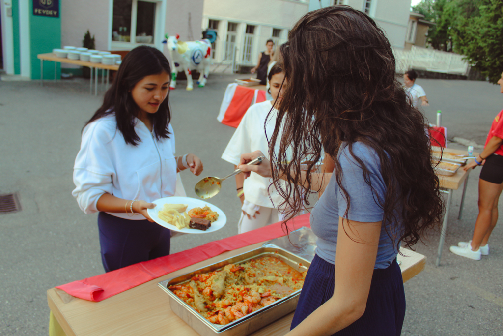 Village Camps International Summer Camp Leysin, Switzerland 2025-08-09 https://www.villagecamps.com/journals_admin/images/2500-9684-IMG_5500.jpg