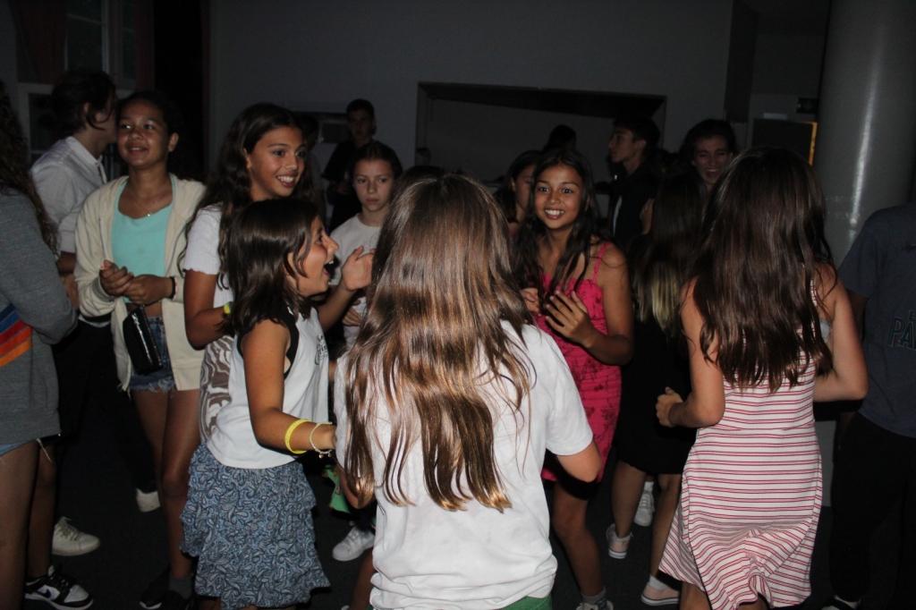 Village Camps International Summer Camp Leysin, Switzerland 2025-08-09 https://www.villagecamps.com/journals_admin/images/2501-6490-IMG_5885.jpg