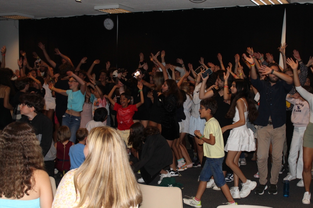 Village Camps International Summer Camp Leysin, Switzerland 2025-08-09 https://www.villagecamps.com/journals_admin/images/2501-6491-IMG_5869.jpg