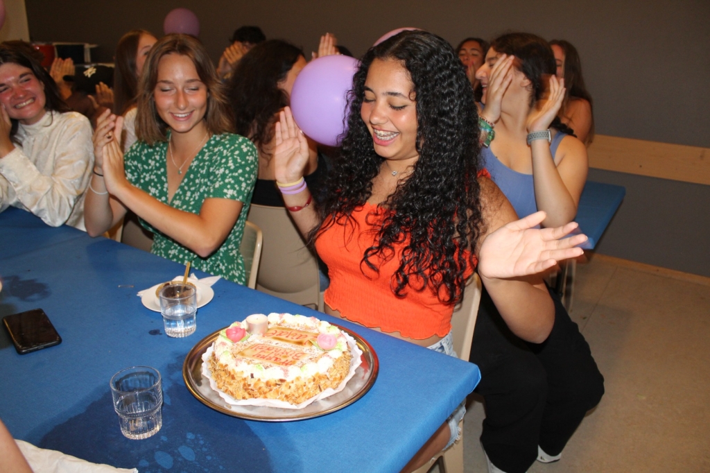 Village Camps International Summer Camp Leysin, Switzerland 2025-08-09 https://www.villagecamps.com/journals_admin/images/2501-6493-IMG_5836.jpg