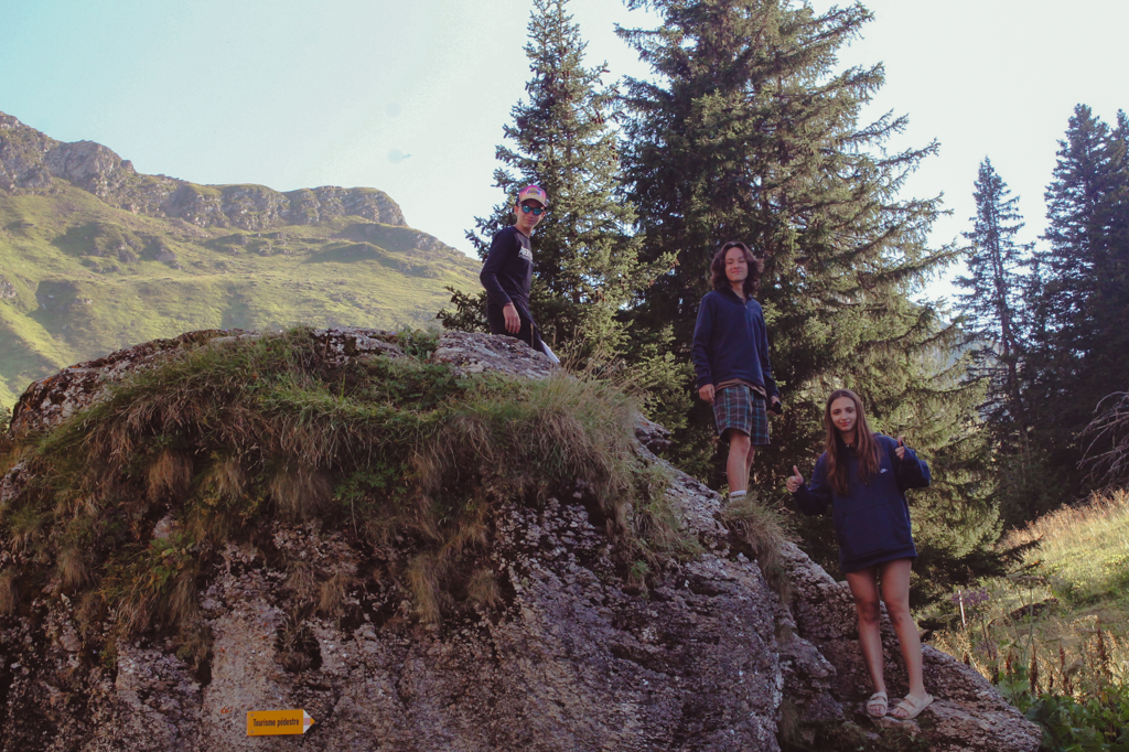 Village Camps International Summer Camp Leysin, Switzerland 2026-08-15 https://www.villagecamps.com/journals_admin/images/2536-1963-STEM-13.jpg
