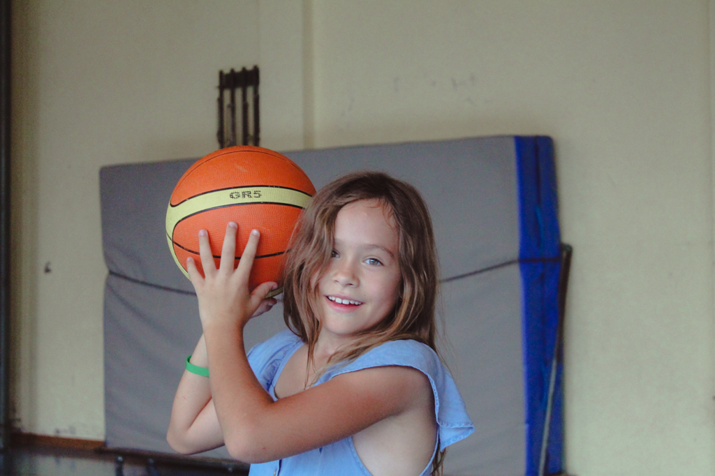 Village Camps International Summer Camp Leysin, Switzerland 2025-08-09 https://www.villagecamps.com/journals_admin/images/2537-4734-Cam1-6.jpg