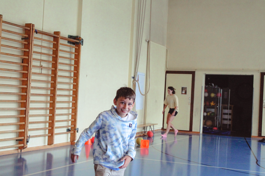 Village Camps International Summer Camp Leysin, Switzerland 2025-08-09 https://www.villagecamps.com/journals_admin/images/2537-4806-Cam1-27.jpg