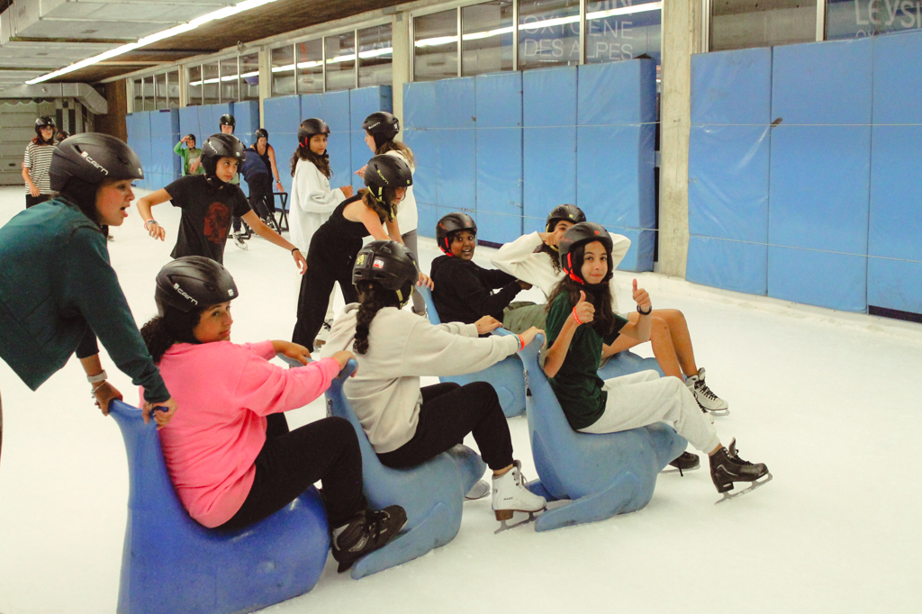 Village Camps International Summer Camp Leysin, Switzerland 2025-08-09 https://www.villagecamps.com/journals_admin/images/2537-4812-Cam1-59.jpg