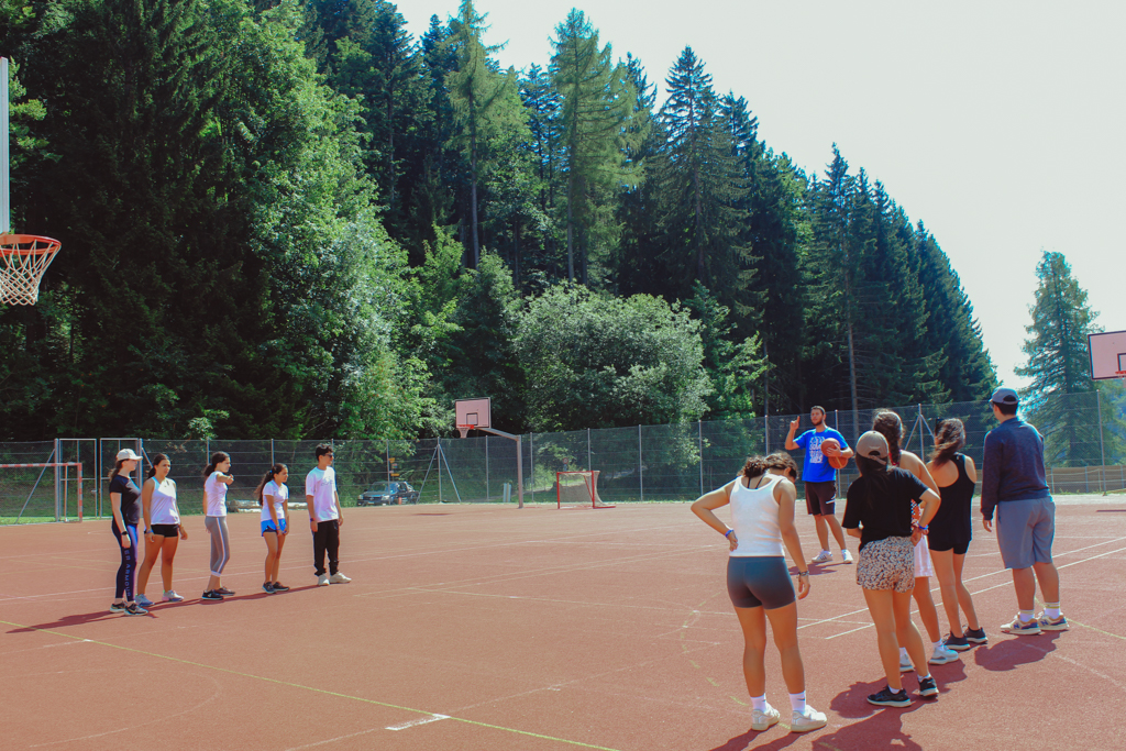 Village Camps International Summer Camp Leysin, Switzerland 2025-08-09 https://www.villagecamps.com/journals_admin/images/2542-9376-IMG_1166.jpg