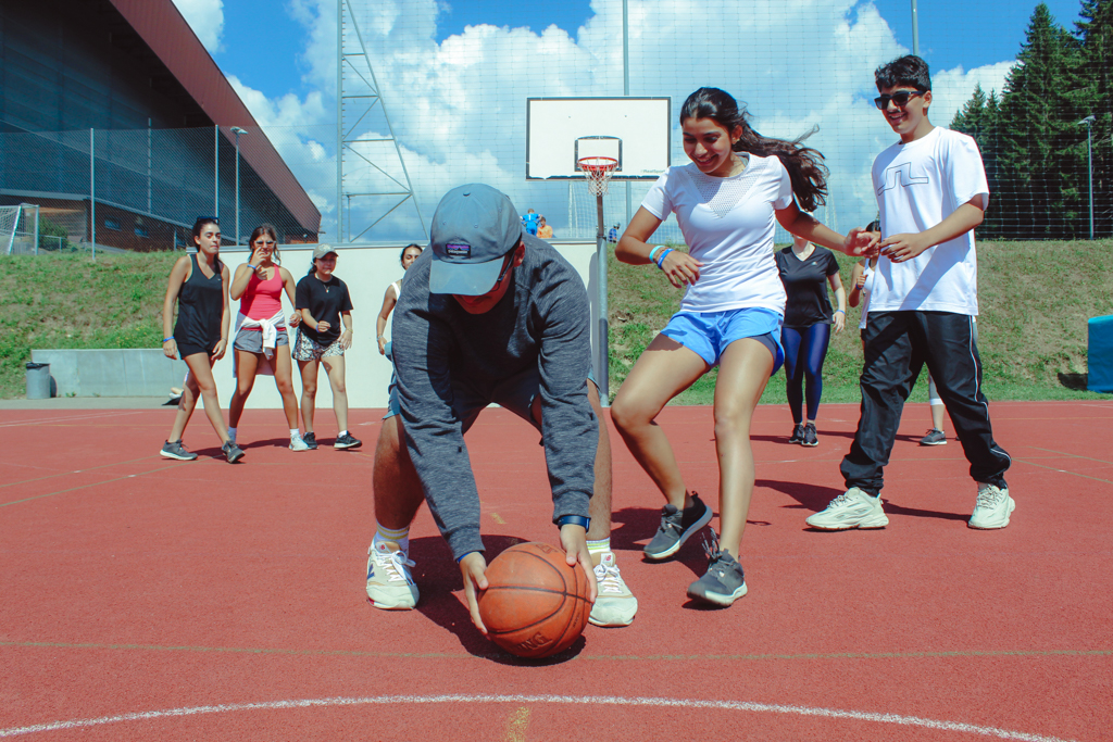 Village Camps International Summer Camp Leysin, Switzerland 2025-08-09 https://www.villagecamps.com/journals_admin/images/2542-9379-IMG_1175.jpg