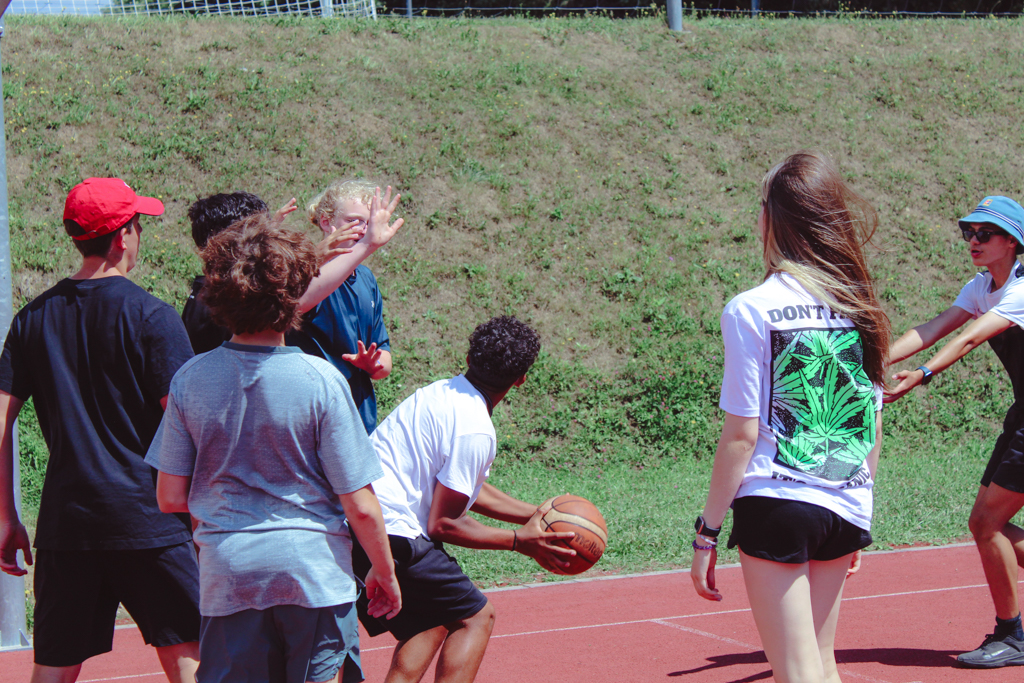 Village Camps International Summer Camp Leysin, Switzerland 2025-08-09 https://www.villagecamps.com/journals_admin/images/2542-9384-IMG_1088.jpg