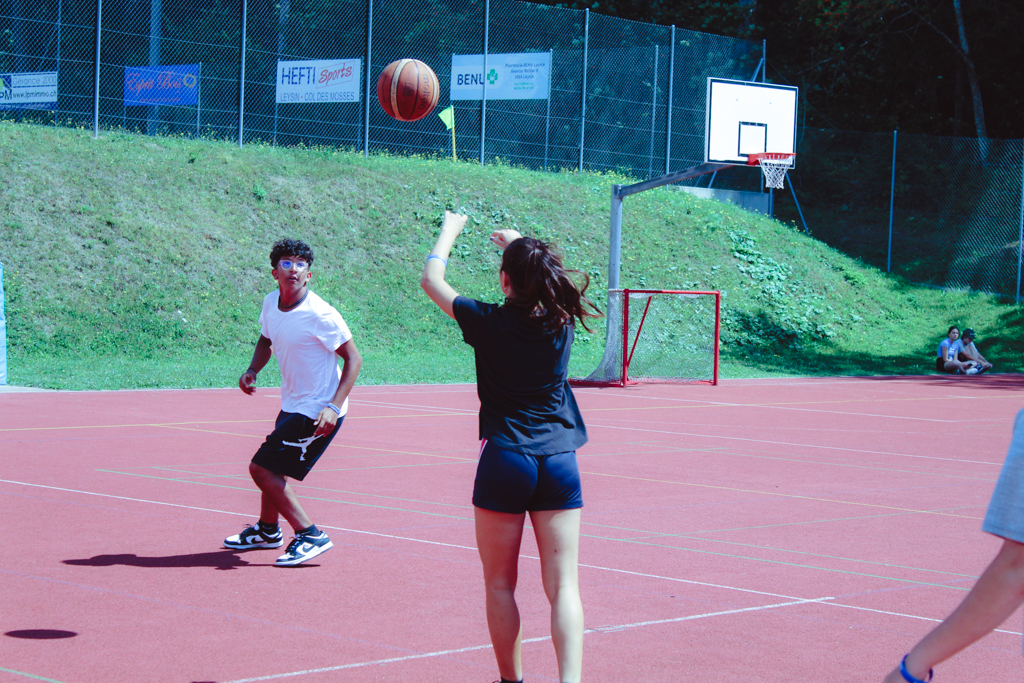 Village Camps International Summer Camp Leysin, Switzerland 2025-08-09 https://www.villagecamps.com/journals_admin/images/2542-9385-IMG_1085.jpg