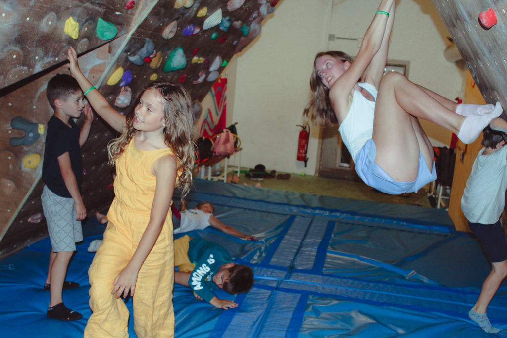 Village Camps International Summer Camp Leysin, Switzerland 2025-08-09 https://www.villagecamps.com/journals_admin/images/2548-3549-IMG_1514.jpg