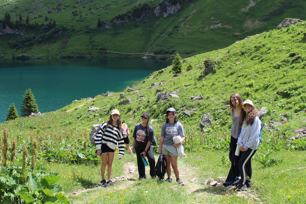 Village Camps International Summer Camp Leysin, Switzerland 2025-08-09 https://www.villagecamps.com/journals_admin/images/2590-0892-IMG_7361.jpg